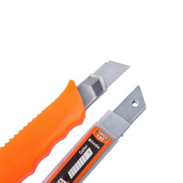 UTILITY KNIFE SET FINDER